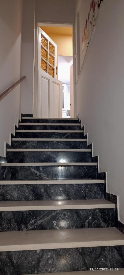 Aegina Lefterakis Place מראה חיצוני תמונה